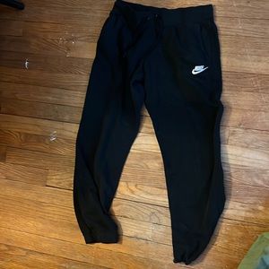 Black Nike sweatpants
